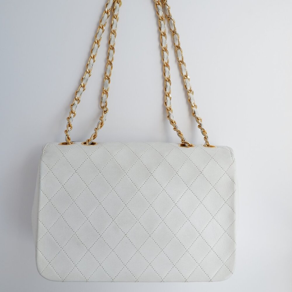 Authentic Preowned Vintage Chanel White Single Flap Bag - GHW - Picture 6 of 16